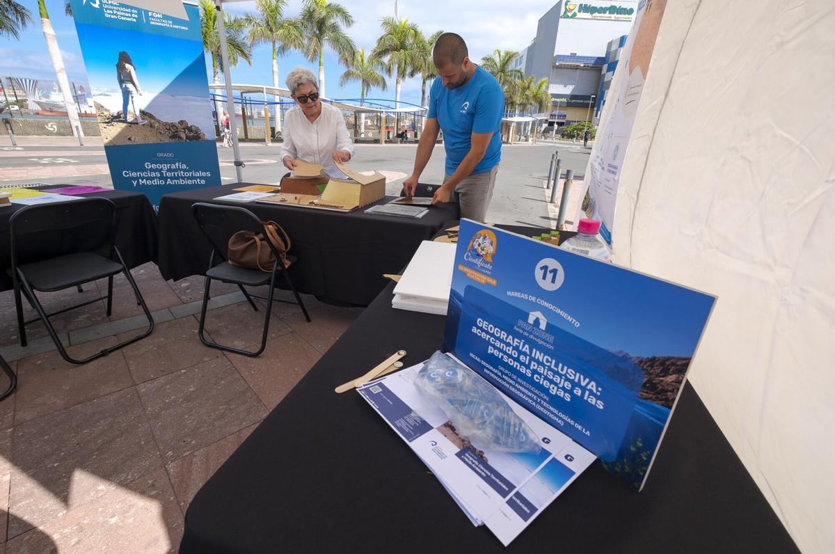 La ULPGC convierte el entorno del Poema del Mar en una gran feria científica al aire libre