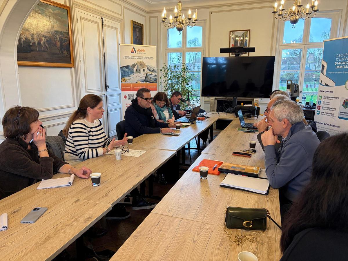 Reunión de la Mancomunitat de l'Horta Sud en Francia.