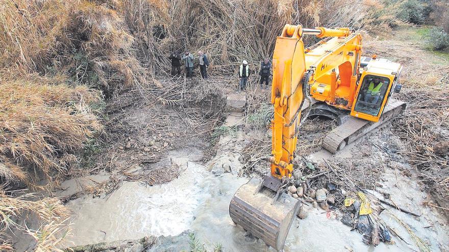 Una treintena de ‘ruinas hidráulicas’ en el Segura desaparecerán bajo la pala