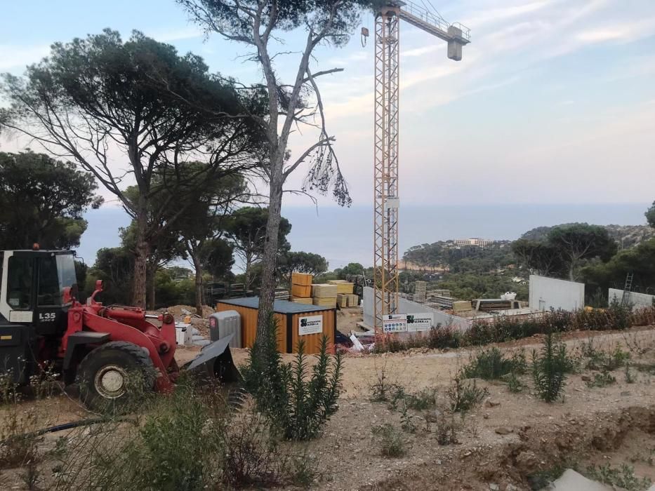 Denuncien l'Ajuntament de Begur per permetre la construcció d'habitatges en un espai protegit