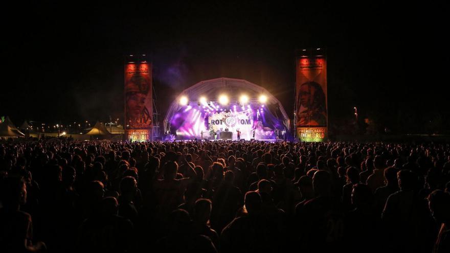 Una de les actuacions del Rototom Sunsplash durant l’anterior edició.  | LEVANTE-EMV