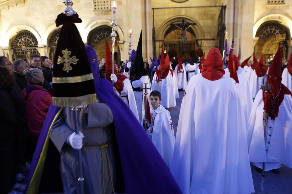 Procesión de Jueves Santo en Gijón