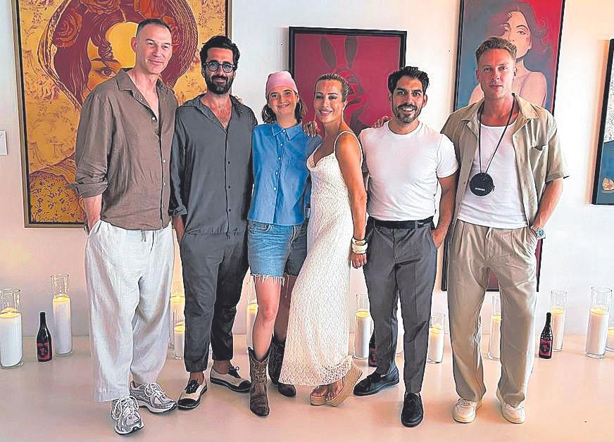 27 Paolo Valcic, Carlos Prieto, Pia Rodrguez, Martina Benvenutto, lvaro Anaya y Stefan Relic.jpg