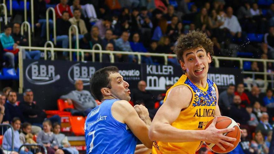 El Alimerka siempre acaba mal: el equipo de Oviedo cae en la pista del Fuenlabrada tras otro mal final de partido (74-69)