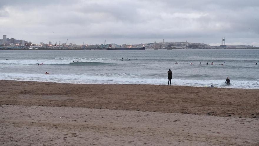 Muere un septuagenario en la playa de Bastiagueiro Pequeno