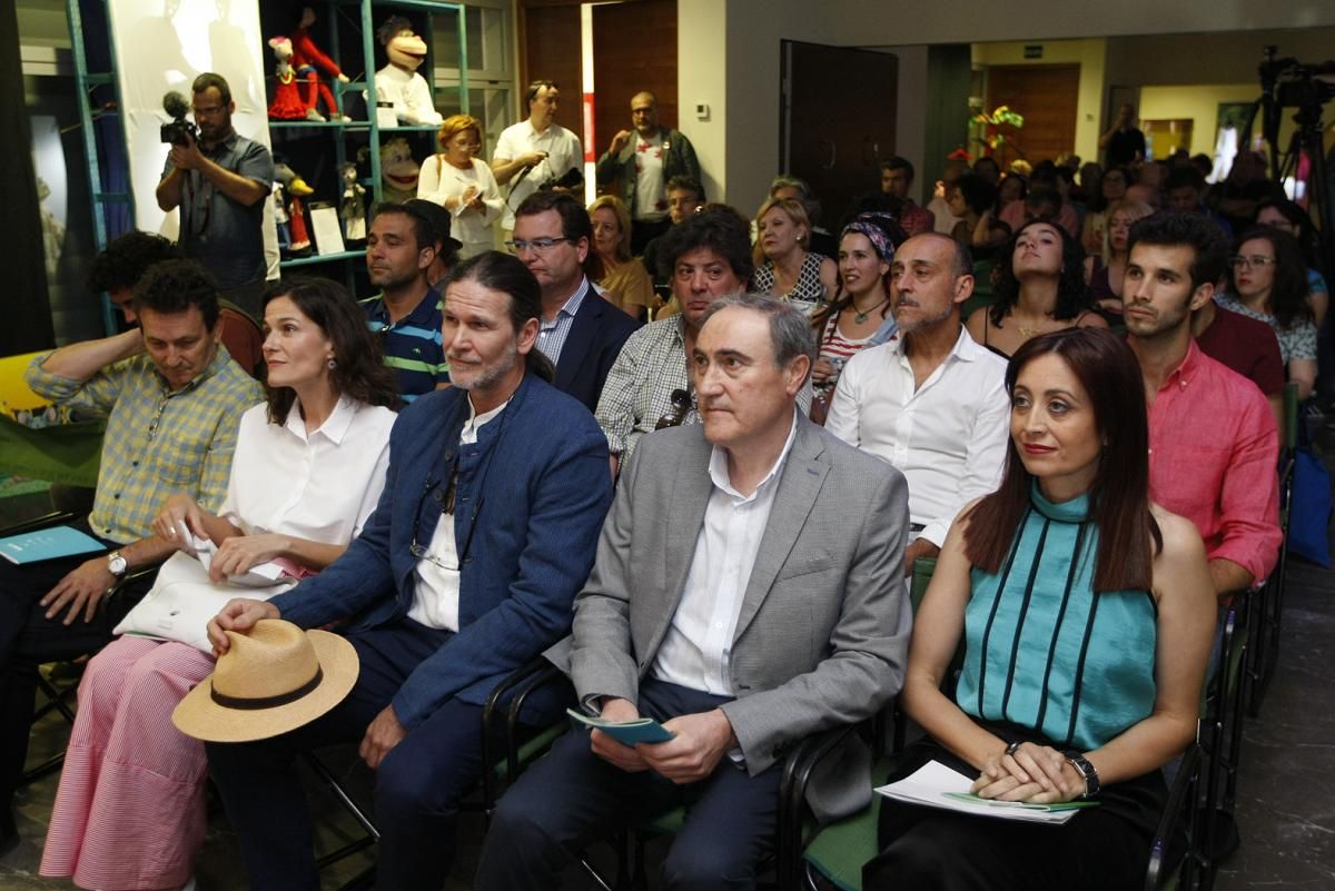 Fotogalería / Inauguración de la Feria del Teatro en el Sur