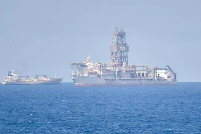 Llegada al Puerto de la plataforma Ensco DS 4