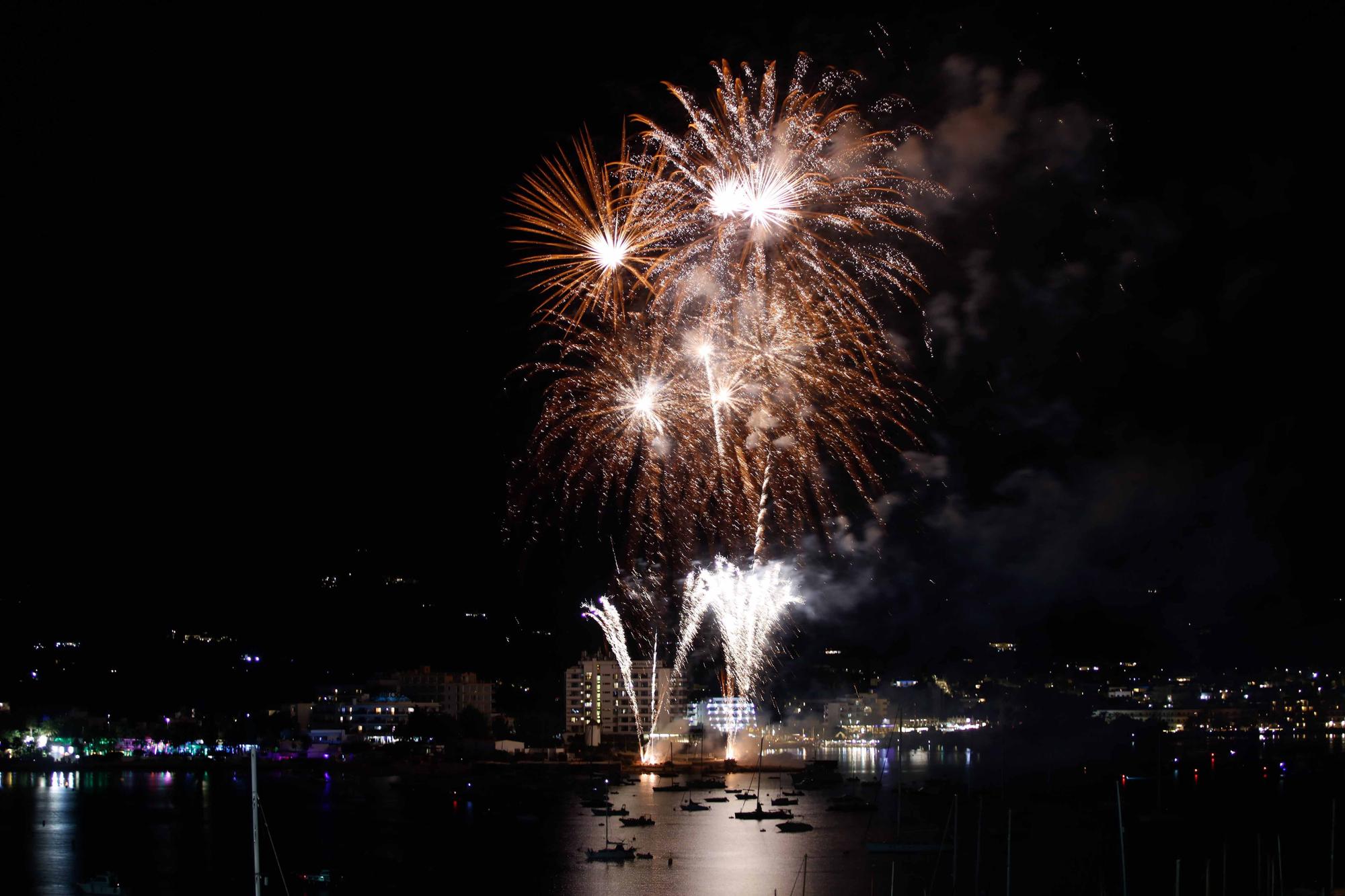 Fuegos artificiales en Sant Antoni (2022)