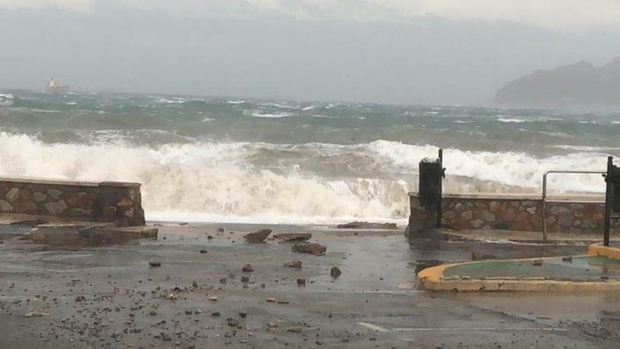 La costa de Cartagena, afectada por el temporal