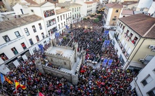 La fiesta estalla con "Idella"