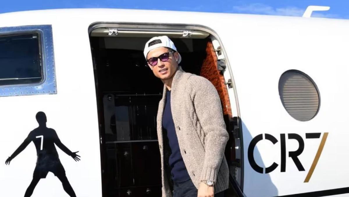 Cristiano Ronaldo, en su jet privado.