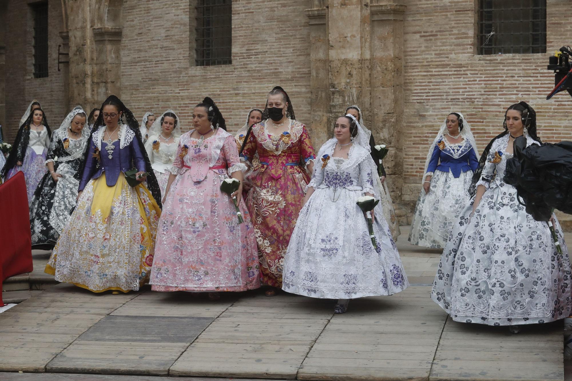 Búscate en el segundo día de ofrenda por la calle de la Paz (entre las 15:30 a las 17:00 horas)