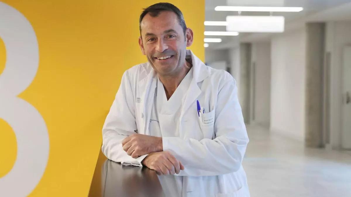 Manuel Castro Menéndez, nuevo jefe de Traumatología del Chuvi.