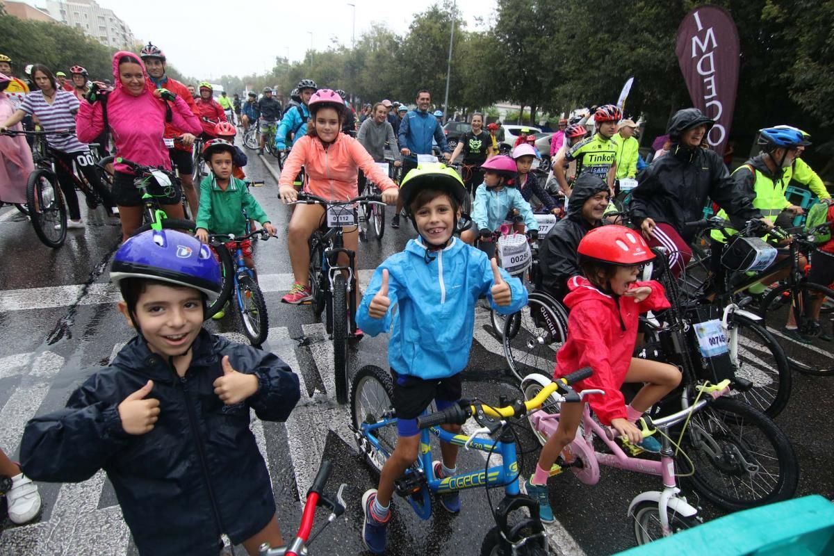 La Fiesta de la Bicicleta desafía a la lluvia