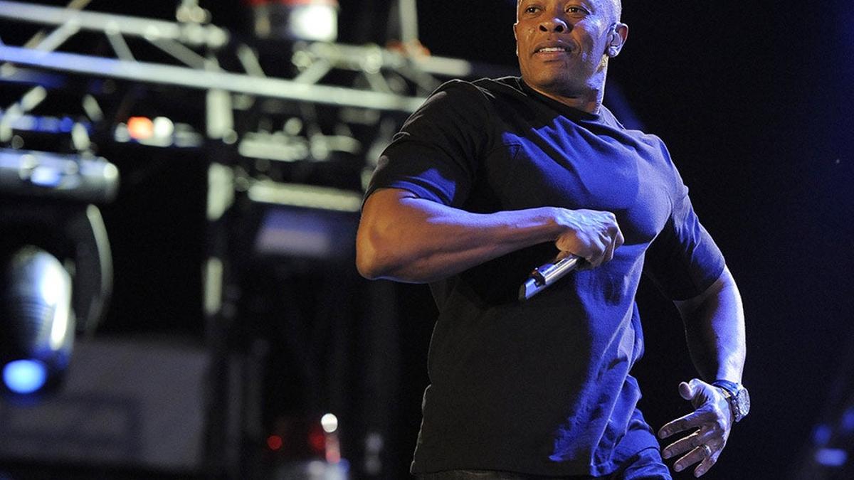 Dr Dre actuando