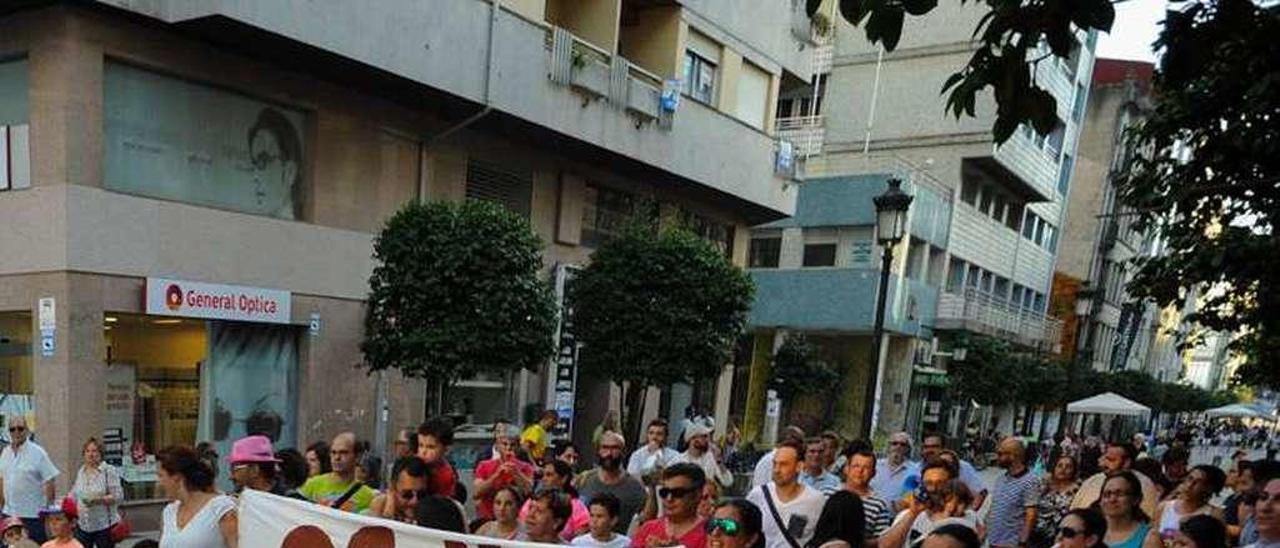 Una manifestación de padres de alumnos de O Piñeiriño. // Iñaki Abella