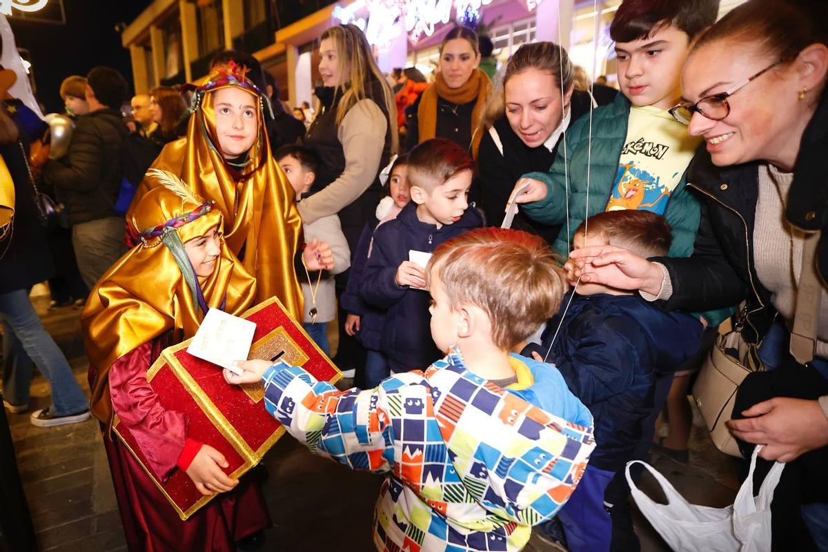 La Cartera Real recorre las calles de Córdoba