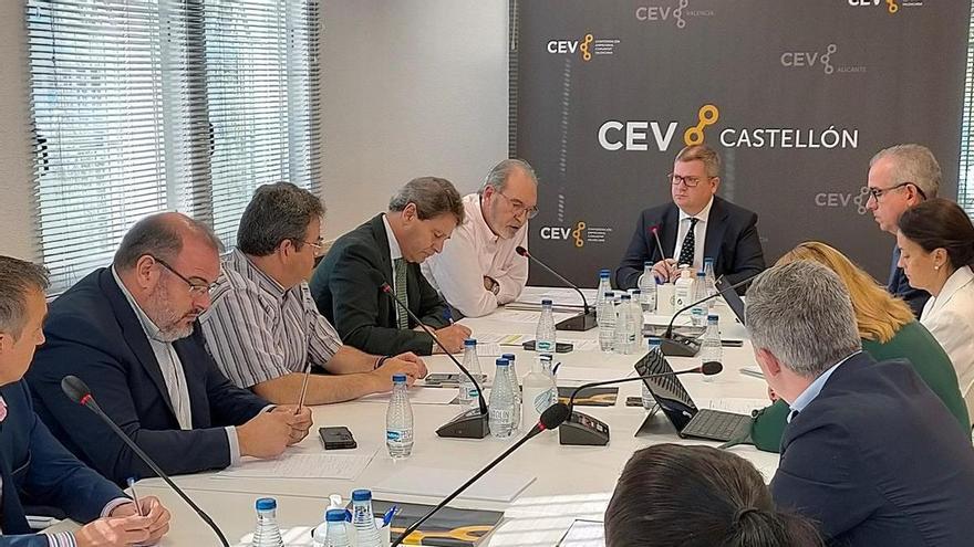 La patronal de Castellón pide &quot;más ambición&quot; en las medidas de apoyo a la industria