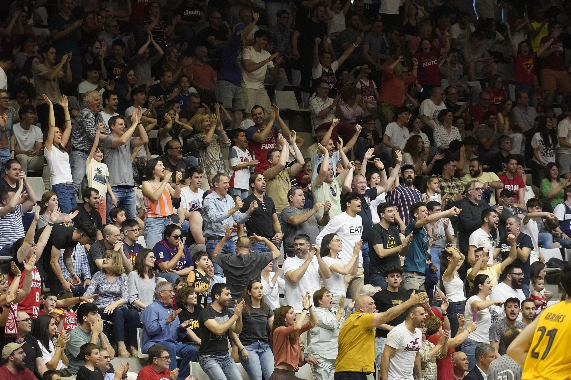 Totes les imatges del Bàsquet Girona - Barça 