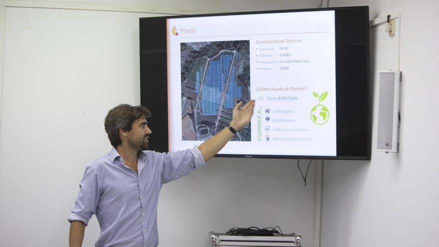 El parque solar de Xàtiva plantea una pantalla vegetal de 489 metros que preserve el paisaje