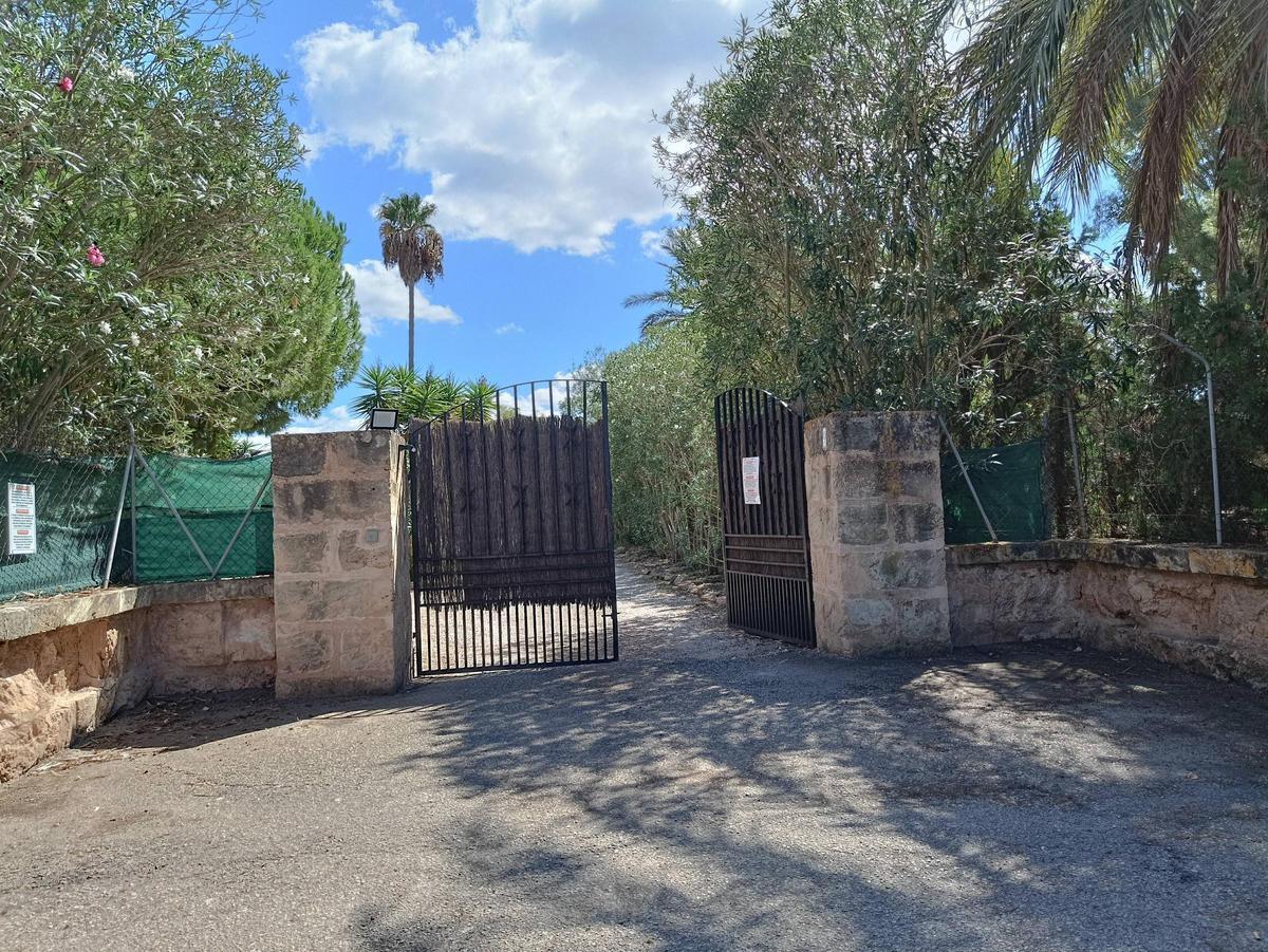 Villa Aladin, en el barrio de es Pil·larí, utiliza el registro de una casa de Playa de Palma.