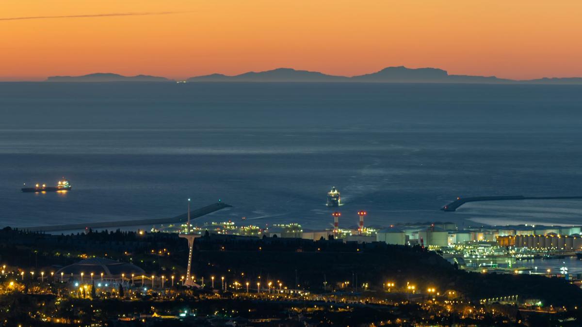 La silueta de Mallorca desde Barcelona