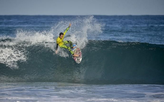 10/12/2017 LAS PALMAS DE GRAN CANARIA.  Campeonato Open Las Palmas Surf City en la CIcer, Las Canteras. FOTO: J. PÉREZ CURBELO