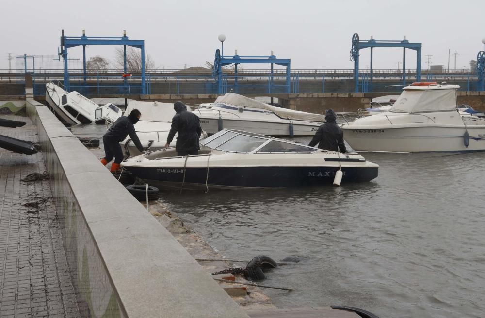 temporal maritimo y de viento en la ribera