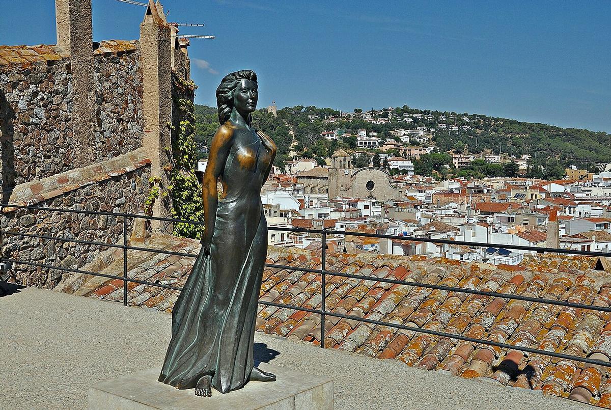 Escultura de Ava Gardner en Tossa de Mar