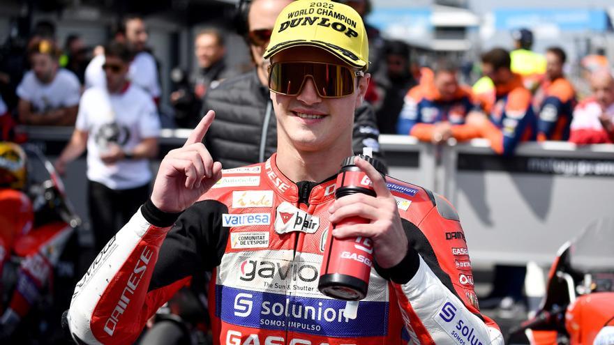 Izan Guevara, ganador de Moto3 en el circuito de Cheste