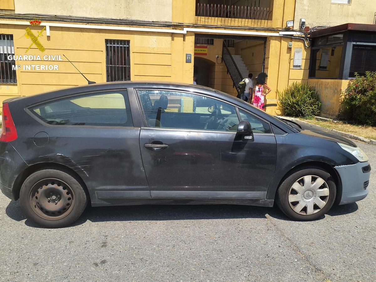 La Guardia Civil de Sanxenxo se ocupó de la operación.