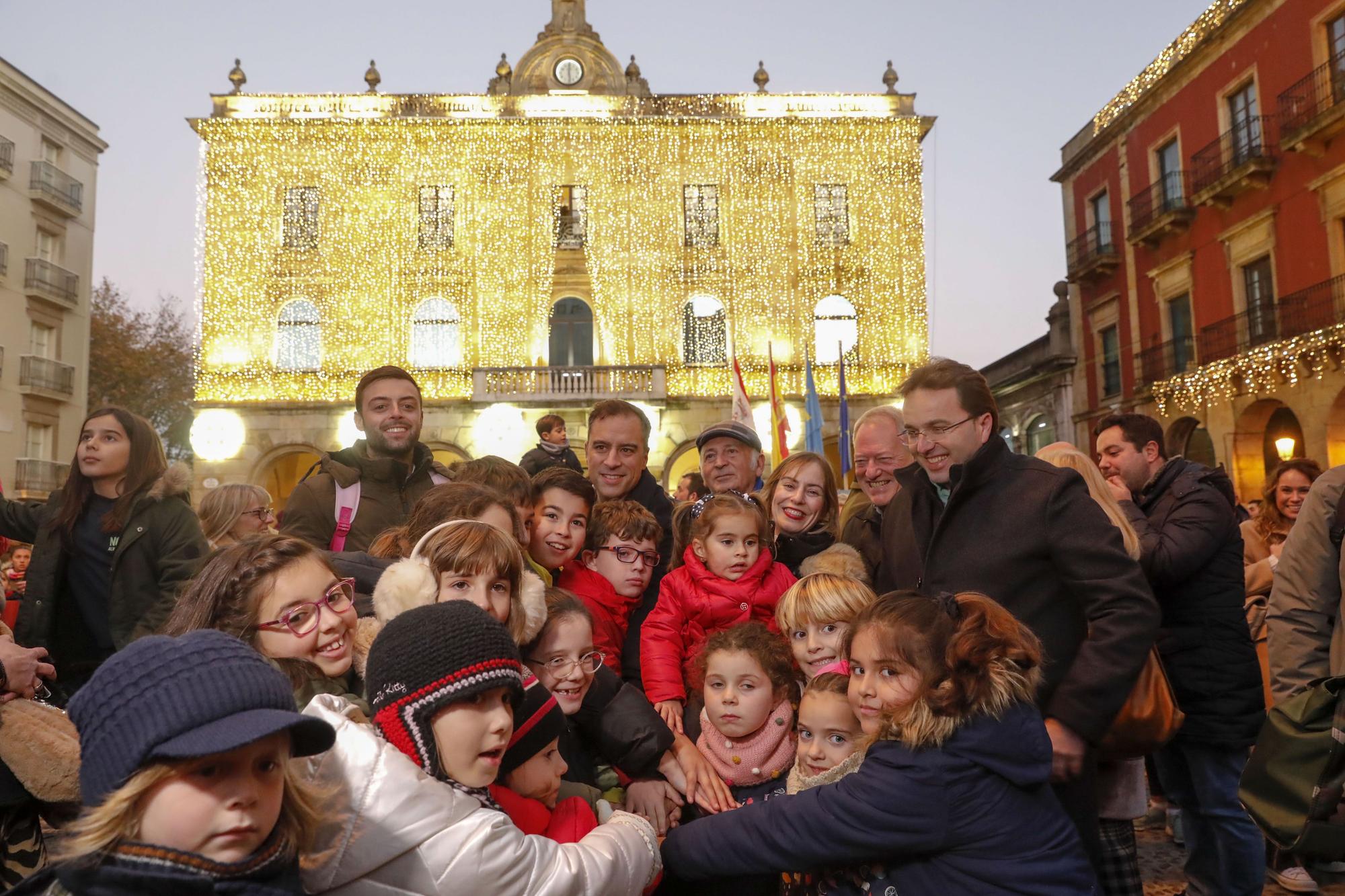 Encendido de las luces navideñas en Gijón