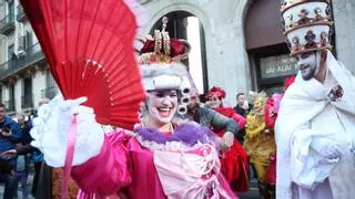 Vilanova i la Geltrú festeja el Carnaval liberada del disfraz de la mascarilla
