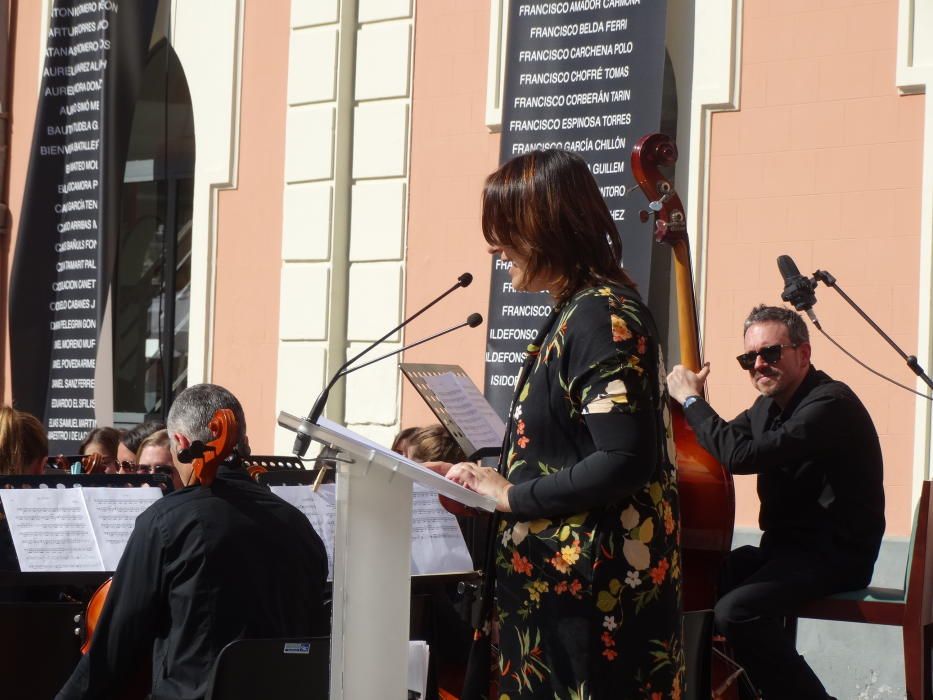 Homenaje a las víctimas del bombardeo franquista en Xàtiva