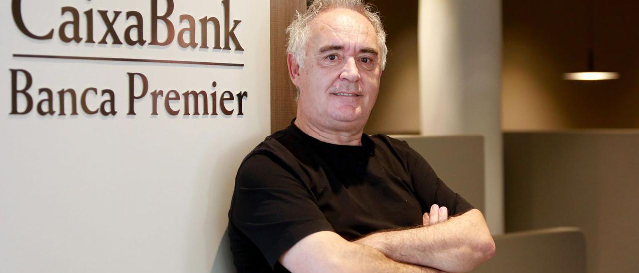 El cocinero, innovador e investigador gastronómico Ferran Adrià en la sede de ‘All in one’ de CaixaBank en Vara de Rey.