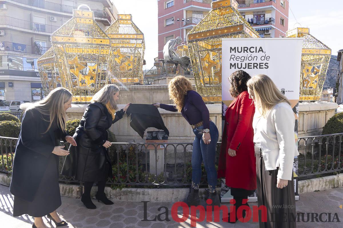 Cehegín rinde homenaje a las mujeres cosedoras de alpargatas