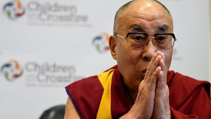 El dalái lama es hospitalizado en la India por problemas pulmonares