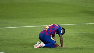 marcosl54142747 barcelona   16 07 2020  deportes       ansu fati en el suelo200716221150