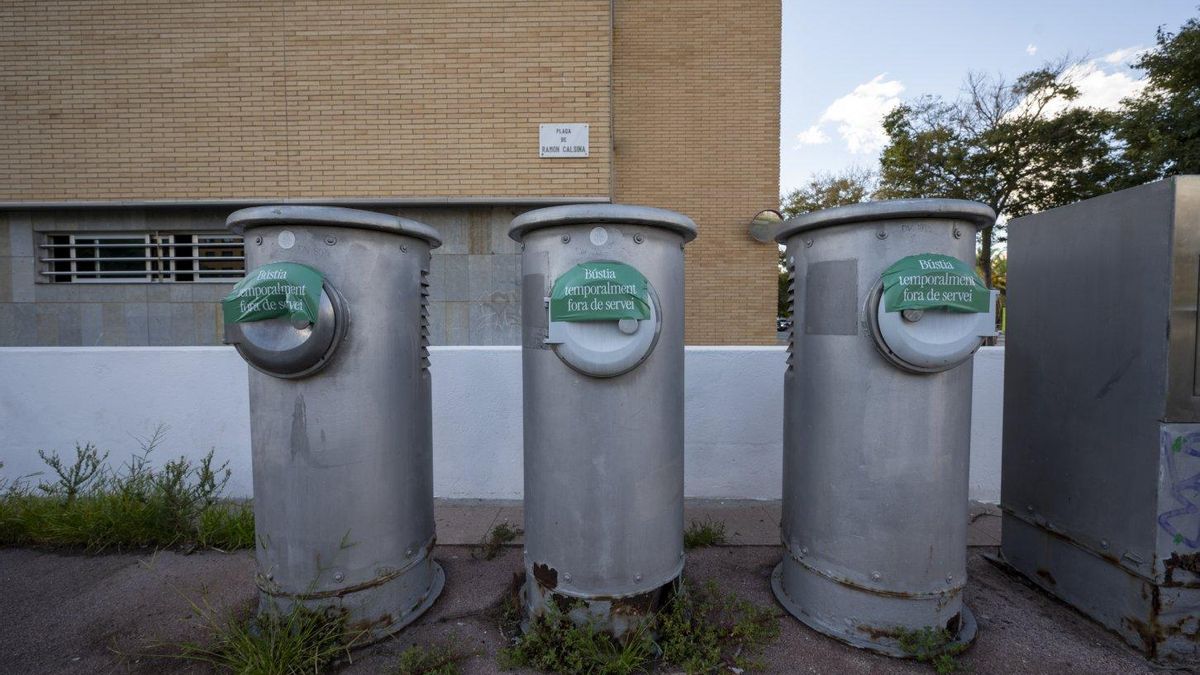 Las averías y los atascos se triplican en la recogida neumática de basura en barrios de Barcelona