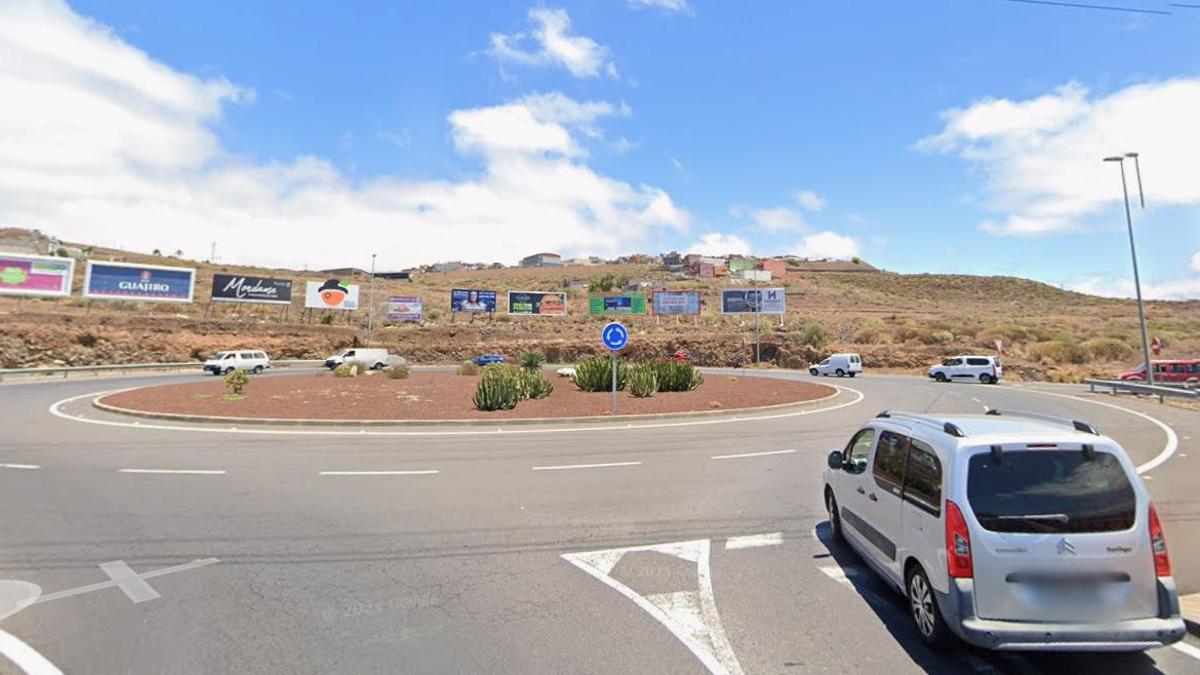 Vista desde la rotonda de acceso a Añaza de los terrenos situados en el Suroeste en los que el Ayuntamiento de Santa Cruz estudia construir un Tenerife Arena.