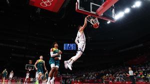 Zach Lavine culmina un contrataque estadounidense en la semifinal contra Australia