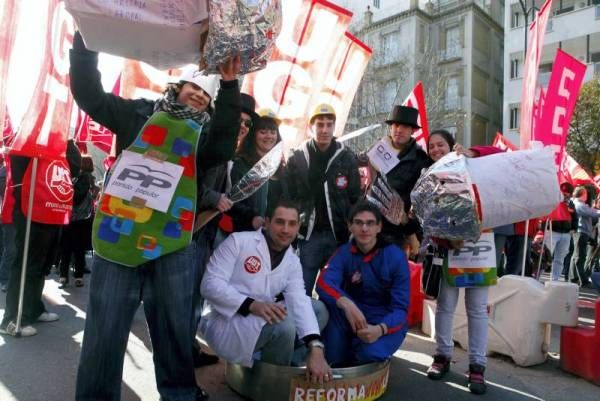 Las imágenes de la manifestación en Zaragoza