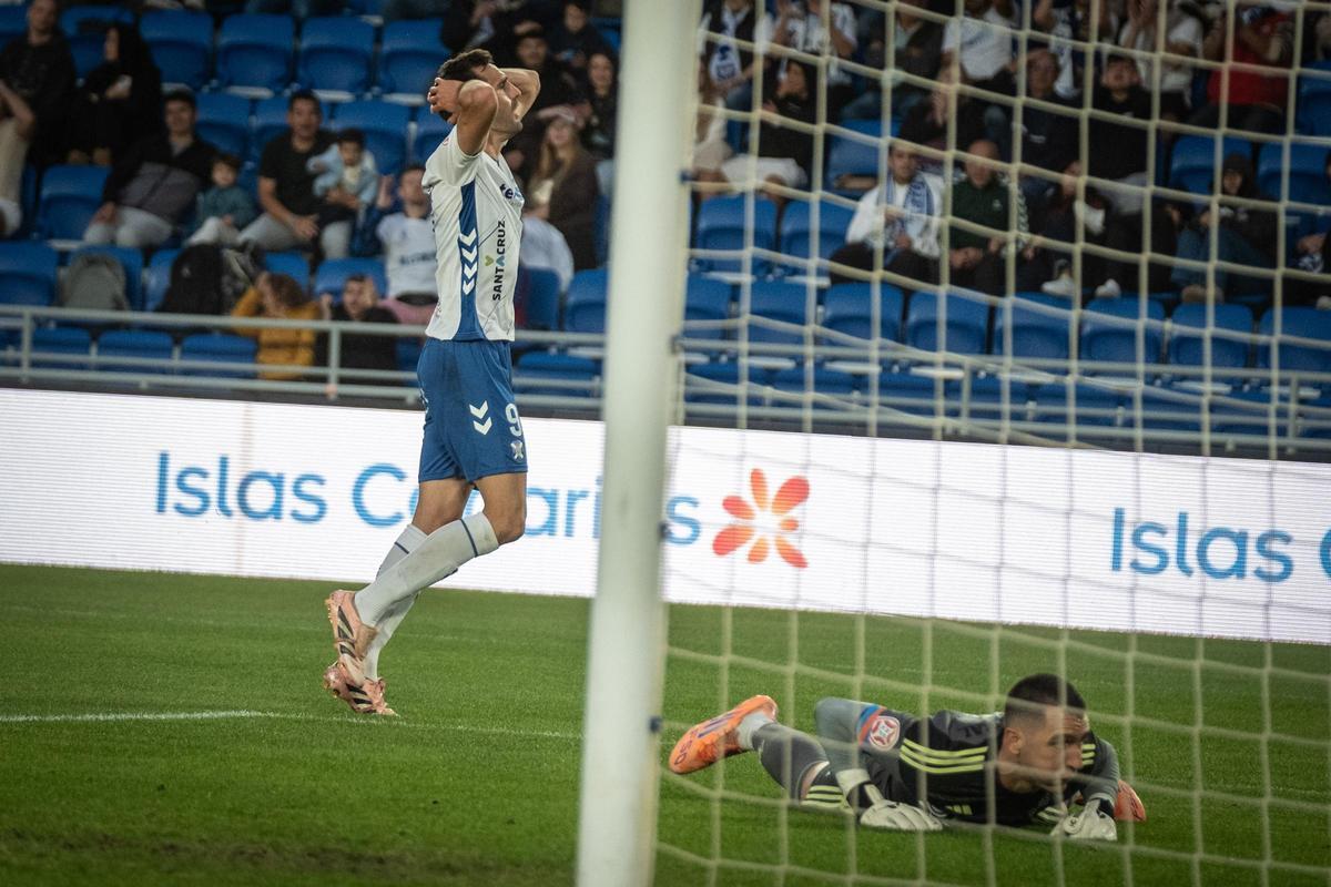 Partido CD Tenerife - SD Ponferradina Partido CD Tenerife - SD Ponferradina