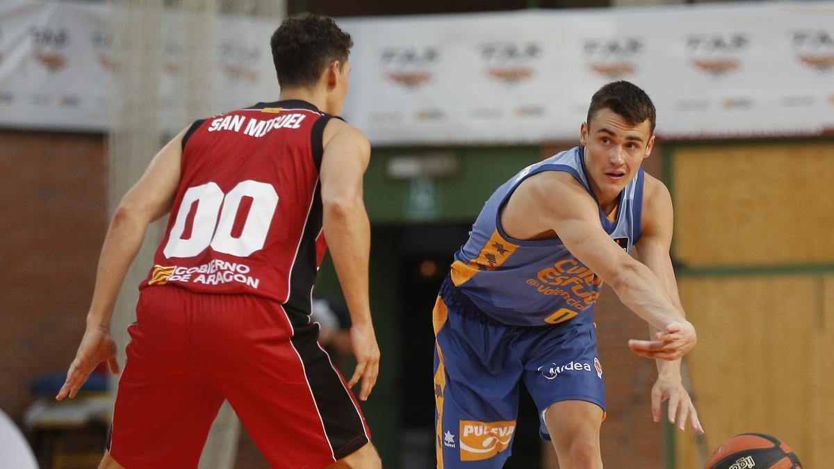 Neno Dimitrijevic, en su debut con el Valencia Basket en Teruel