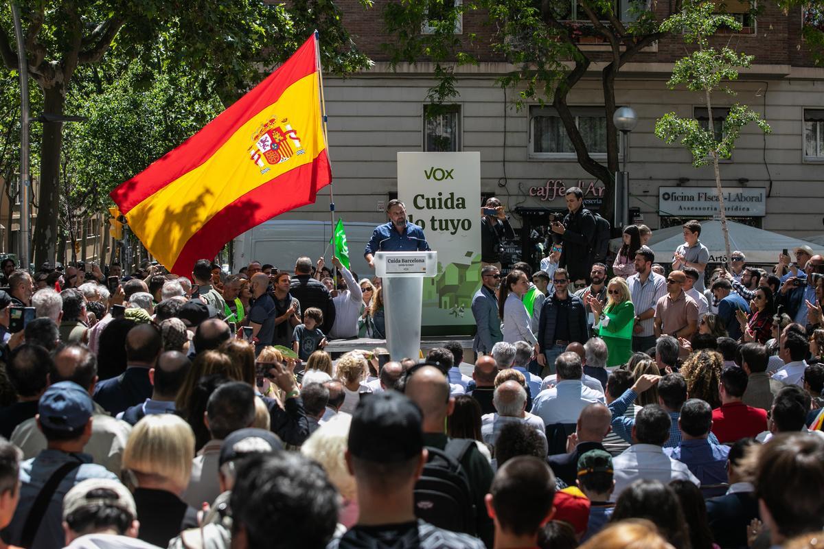BARCELONA 14/05/2023 Política. Acto electoral de Vox con Santiago Abascal, Joan Garriga y Gonzalo de Oro-Pulido. FOTO de ZOWY VOETEN