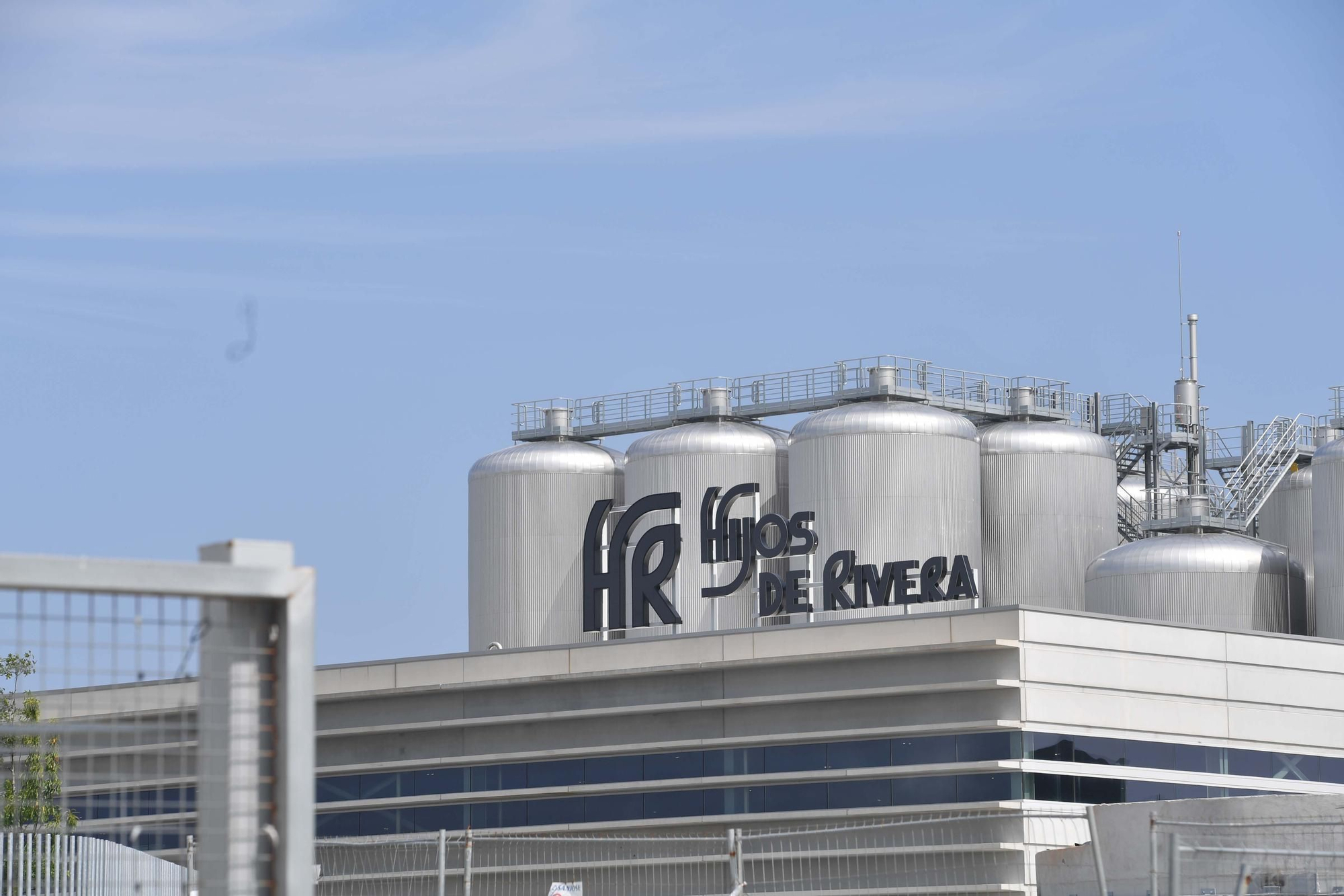 Estrella Galicia desafía el trono cervecero español con su nueva planta de Arteixo
