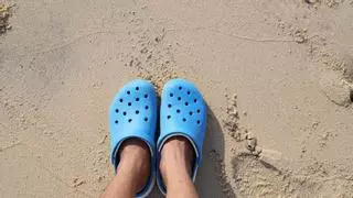 Los zuecos Crocs arrasan: más de medio millón de valoraciones positivas