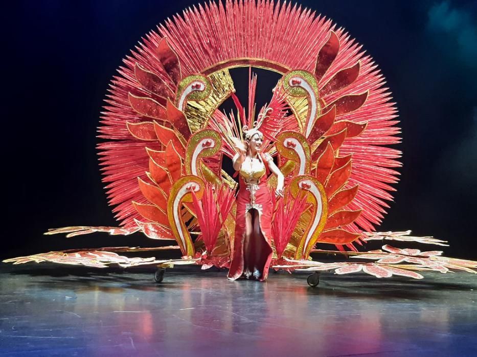 Concurso nacional de trajes de papel y maquillaje corporal del Carnaval de Águilas