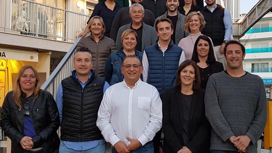 Los miembros de la candidatura del PSOE de CalviÃ .