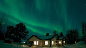 Aurora boreal en Lokka, norte de Finlandia: las tormentas solares también aparecen como auroras..